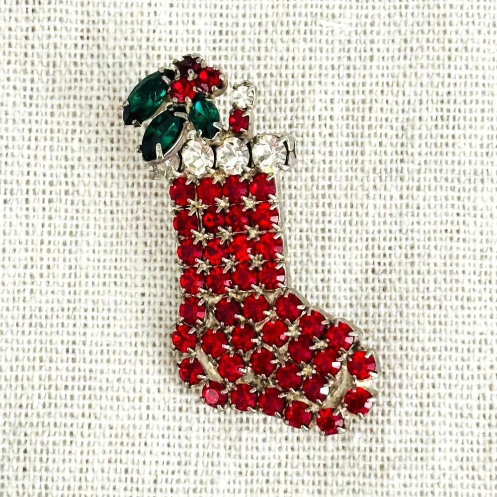 Vintage Pot Metal Brooch Red Christmas Stocking Holly Springs Rhinestone Petite